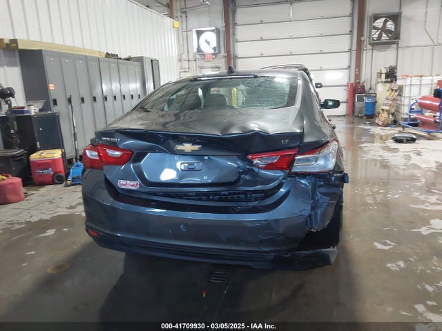 1G1ZE5ST0HF209026 Chevrolet MALIBU 1LT