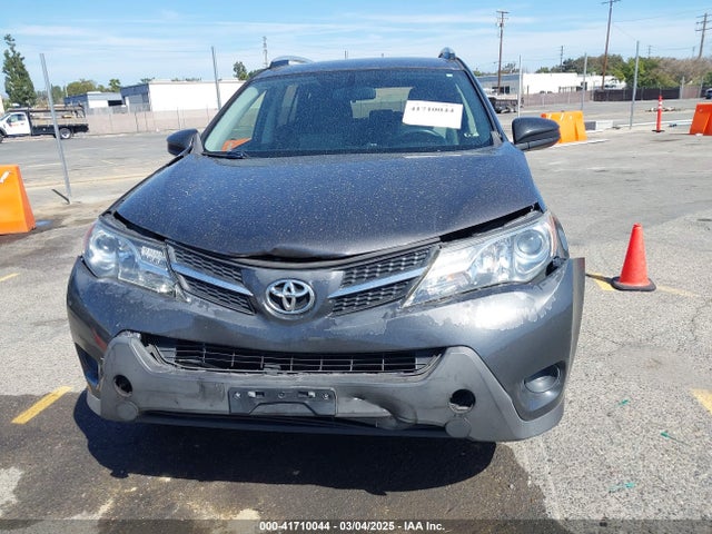 Toyota RAV4 LE 2014 JTMZFREV9EJ010770 Image 12