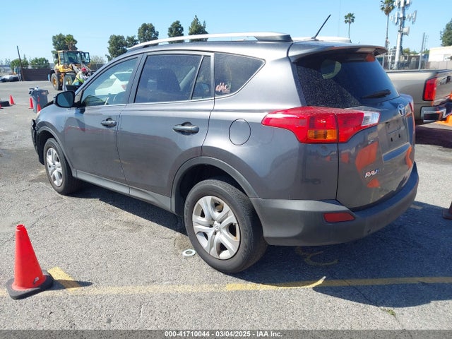 Toyota RAV4 LE 2014 JTMZFREV9EJ010770 Image 3