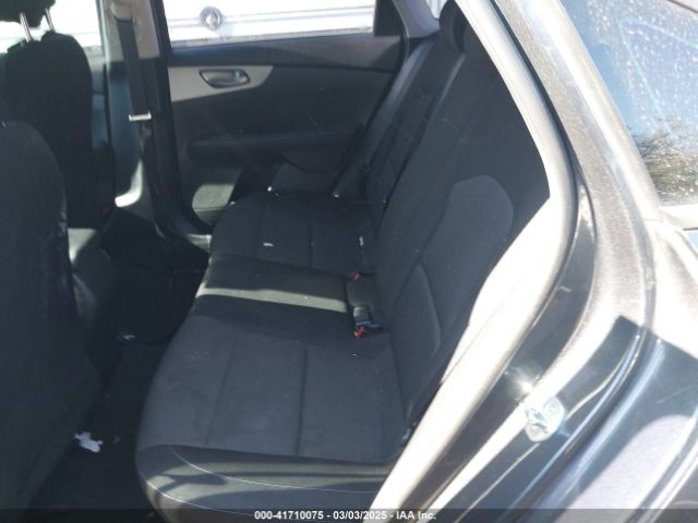 3KPF24AD8NE464455 KIA Forte Lxs