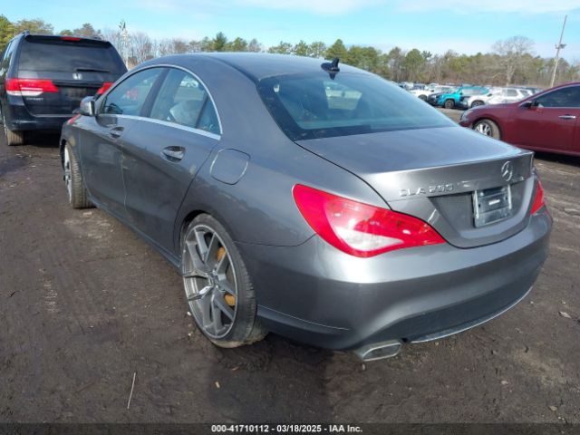 2016 MERCEDES-BENZ CLA 250 WDDSJ4GB6GN305946 Photo 2