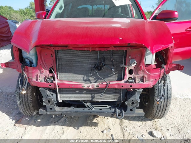 5TFAX5GN9JX131192 Toyota Tacoma Sr
