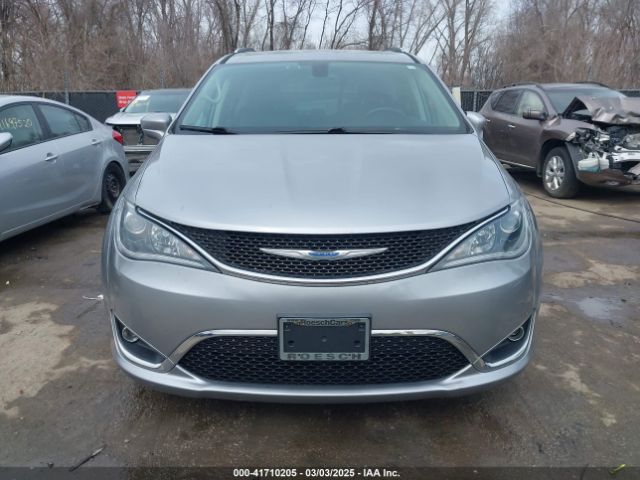 2C4RC1BG6JR277547 Chrysler Pacifica Touring L
