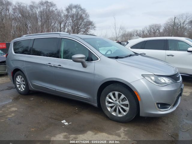 2C4RC1BG6JR277547 Chrysler Pacifica Touring L