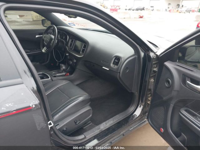 2C3CDXHG6FH875197 Dodge Charger Sxt
