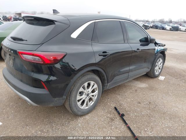 1FMCU0GNXPUB08613 Ford Escape Active