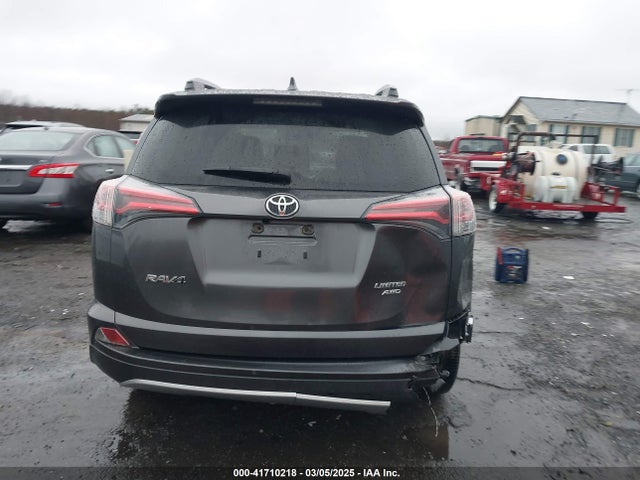 JTMDFREV3JJ725578 Toyota Rav4 Limited
