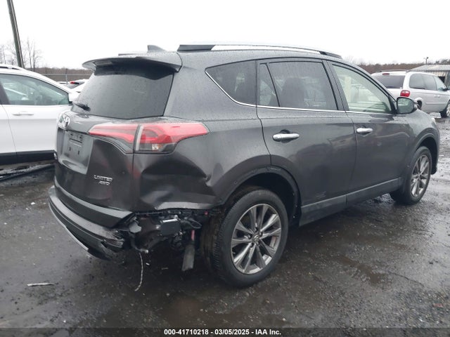 JTMDFREV3JJ725578 Toyota Rav4 Limited