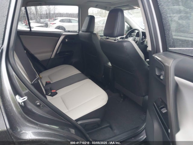JTMDFREV3JJ725578 Toyota Rav4 Limited