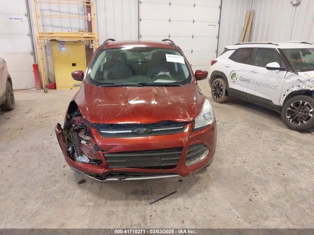 41710271 :رقم المزاد ، 1FMCU0GX1GUA44267 vin ، 2016 Ford Escape Se مزاد بيع