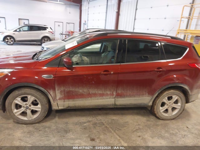 41710271 :رقم المزاد ، 1FMCU0GX1GUA44267 vin ، 2016 Ford Escape Se مزاد بيع