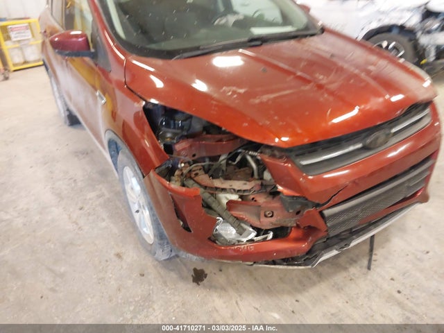 41710271 :رقم المزاد ، 1FMCU0GX1GUA44267 vin ، 2016 Ford Escape Se مزاد بيع