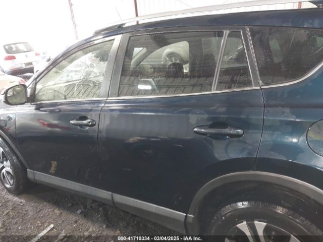 JTMBFREV3HJ162064 Toyota RAV4 LE