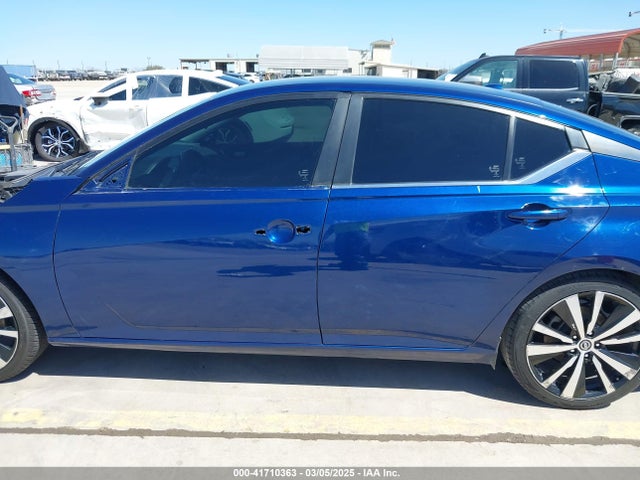 1N4BL4CV0KC150325 Nissan 2019
