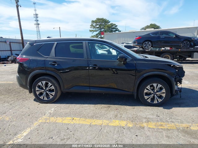 JN8BT3BA1PW436651 Nissan Rogue Sv Fwd