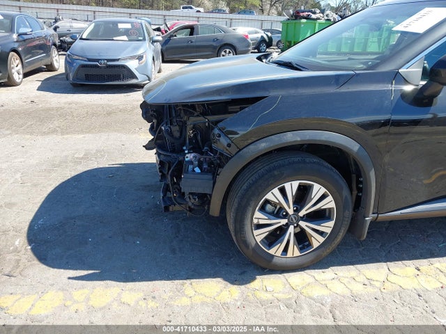JN8BT3BA1PW436651 Nissan Rogue Sv Fwd