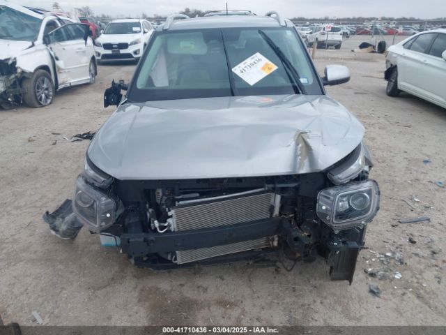KMHRC8A36RU333987 Hyundai Venue Sel