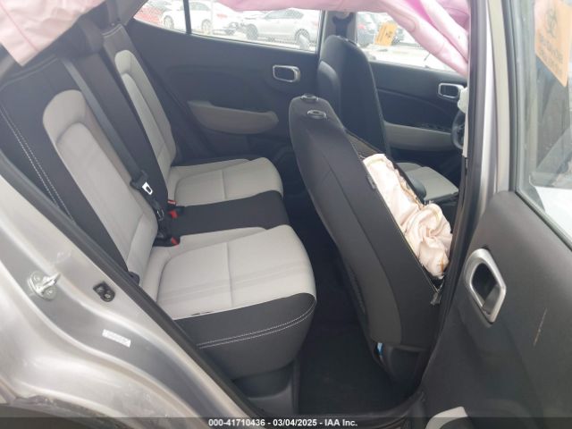 KMHRC8A36RU333987 Hyundai Venue Sel