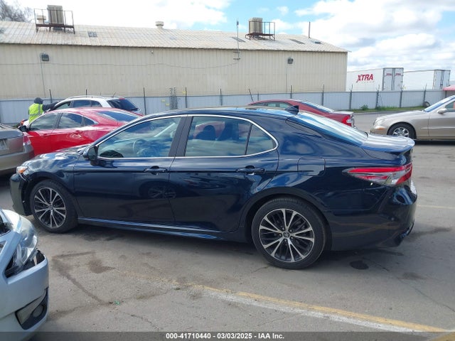 4T1B11HK3KU255136 Toyota CAMRY SE