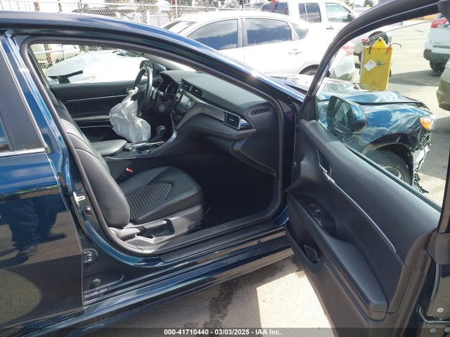 4T1B11HK3KU255136 Toyota CAMRY SE