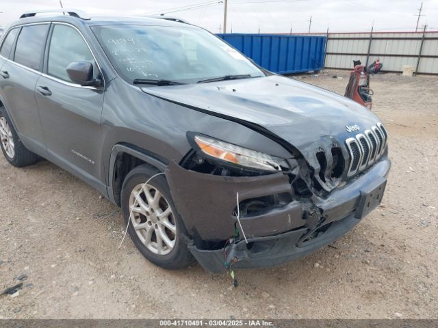 1C4PJLCS1EW319194 Jeep Cherokee Latitude