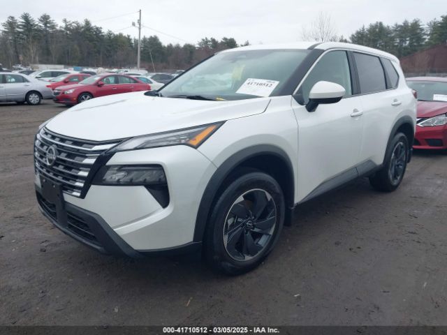 5N1BT3BB5RC740246 Nissan Rogue Sv Intelligent Awd