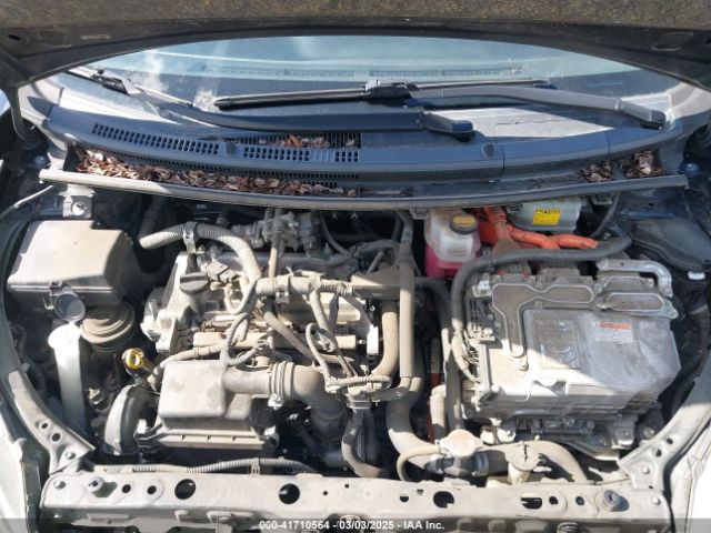 JTDKDTB33G1121860 Toyota Prius C Two