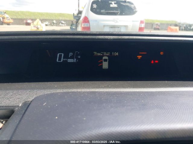 JTDKDTB33G1121860 Toyota Prius C Two