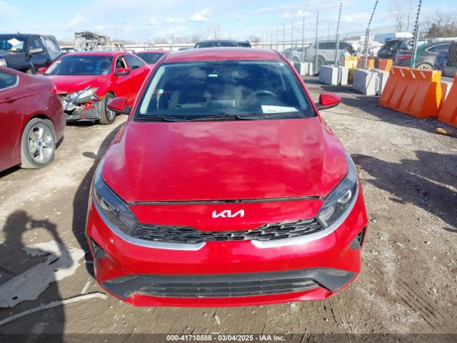 3KPF24AD3NE490610 KIA Forte Lxs