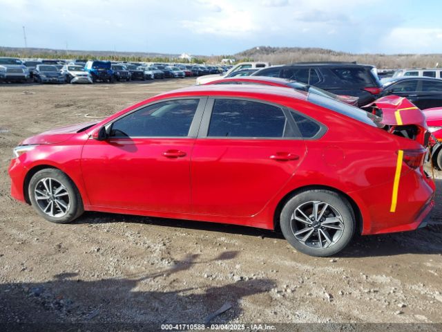 3KPF24AD3NE490610 KIA Forte Lxs