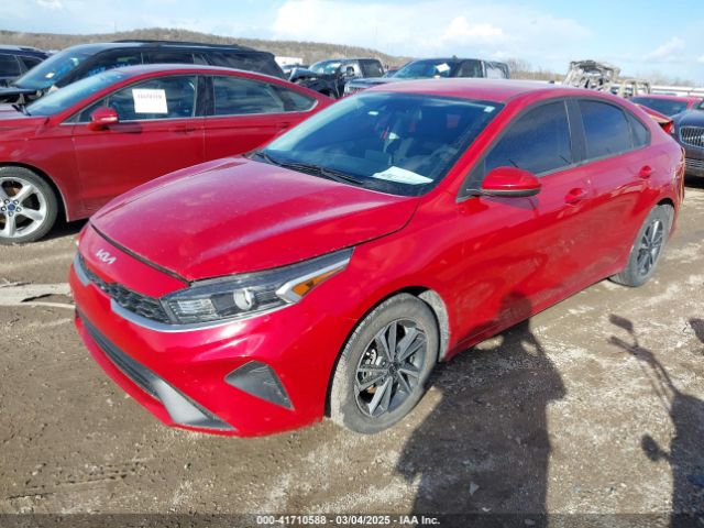 3KPF24AD3NE490610 KIA Forte Lxs