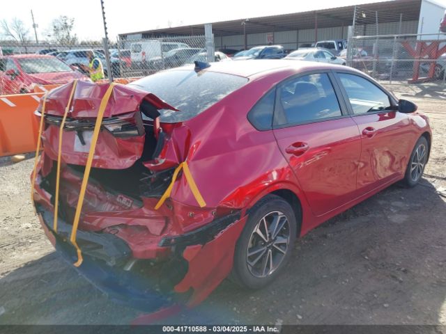 3KPF24AD3NE490610 KIA Forte Lxs