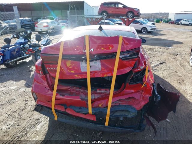 3KPF24AD3NE490610 KIA Forte Lxs