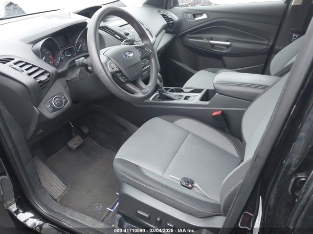 1FMCU9GD8JUC40806 Ford ESCAPE SE