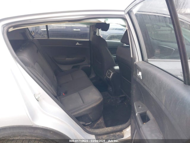 KNDPMCAC3L7828519 KIA Sportage Lx