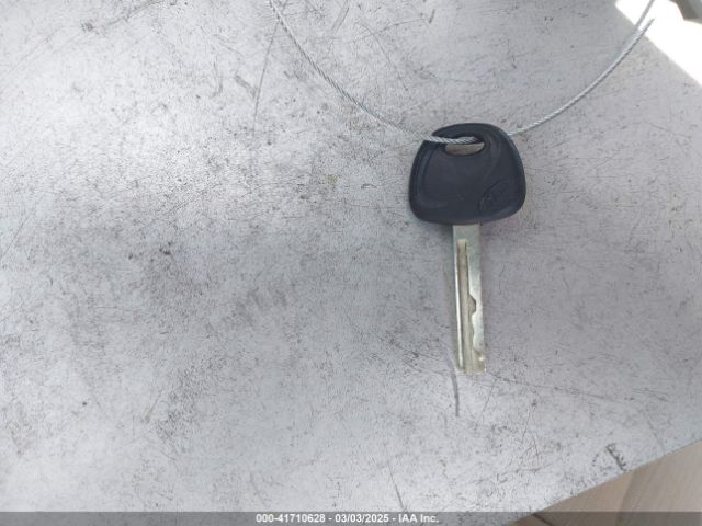 KMHCT4AE8HU360817 Hyundai ACCENT SE