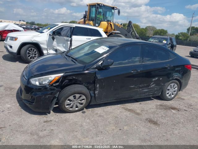KMHCT4AE8HU360817 Hyundai ACCENT SE