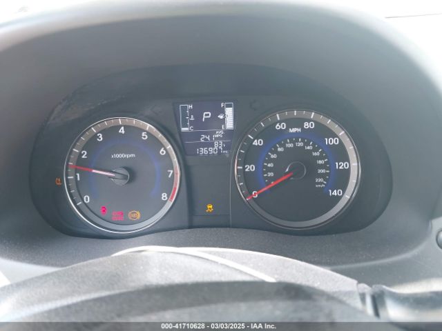 KMHCT4AE8HU360817 Hyundai ACCENT SE