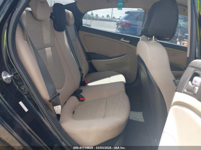 KMHCT4AE8HU360817 Hyundai ACCENT SE