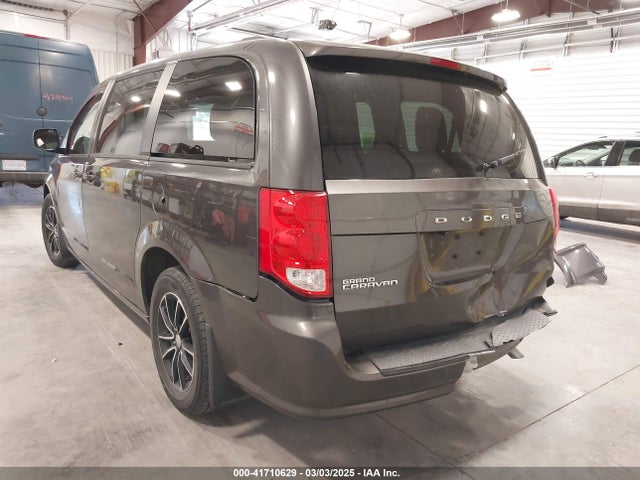 2C4RDGCG1JR251176 Dodge Grand Caravan Sxt