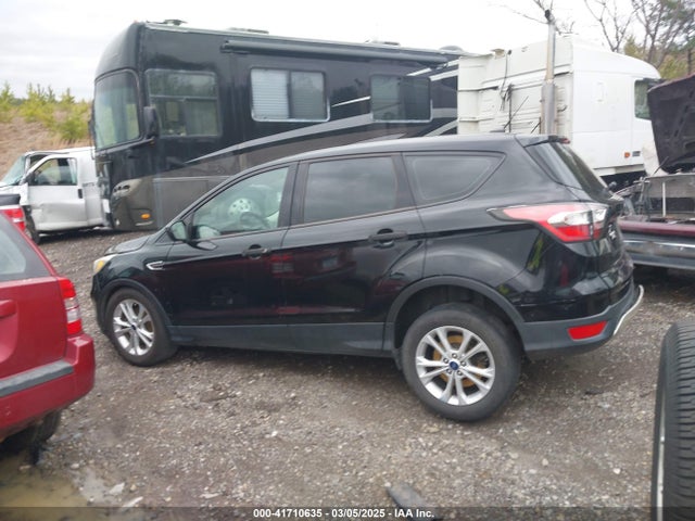 1FMCU0F7XHUA49728 Ford ESCAPE S