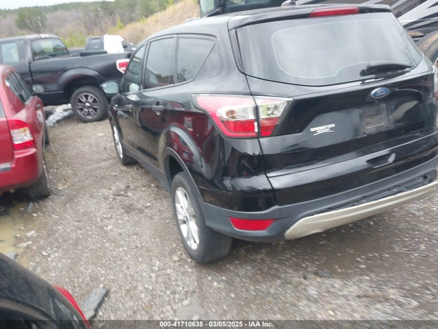 1FMCU0F7XHUA49728 Ford ESCAPE S