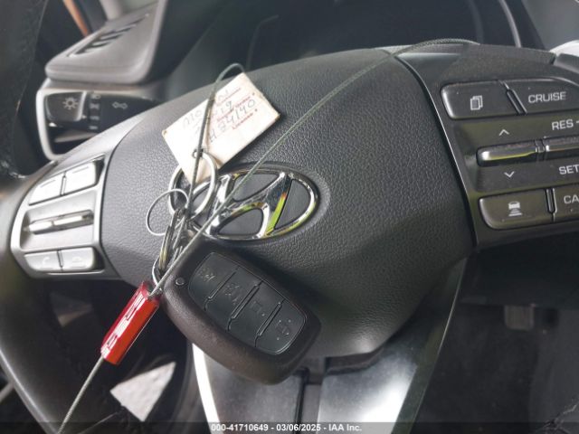 KMHC75LD5LU233286 Hyundai Ioniq Plug-in Hybrid Sel