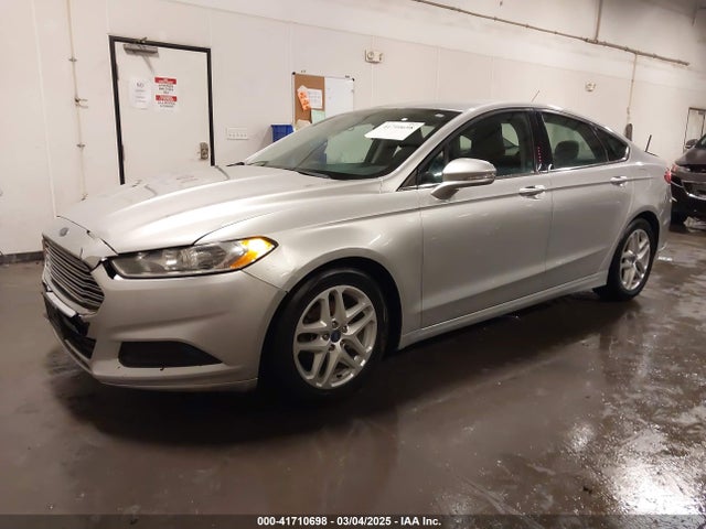 3FA6P0H76FR173527 Ford FUSION SE