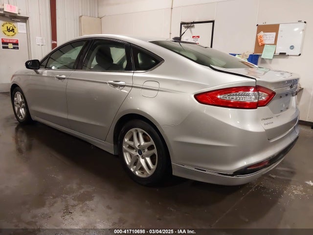 3FA6P0H76FR173527 Ford FUSION SE