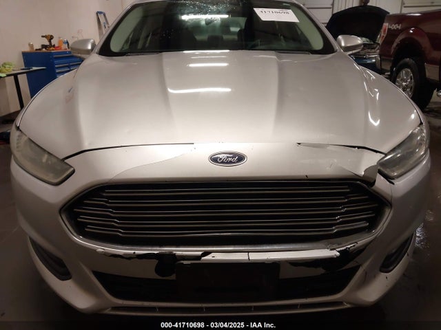 3FA6P0H76FR173527 Ford FUSION SE