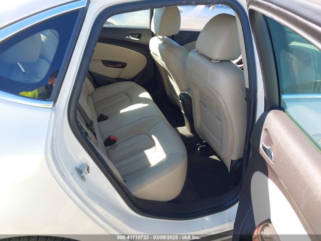 1G4PS5SK8E4176276 Buick Verano Leather Group