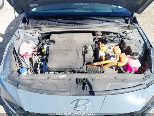 KMHLM4AJ7NU029118 Hyundai Elantra Hybrid Blue
