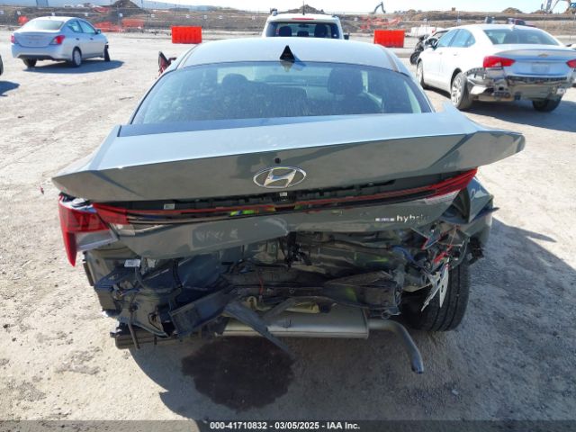 KMHLM4AJ7NU029118 Hyundai Elantra Hybrid Blue