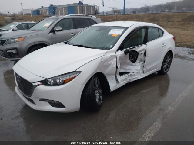 3MZBN1V3XJM256788 Mazda Mazda3 Touring
